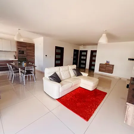 公寓 Stunning Seafront With Spectacular Sea Views *