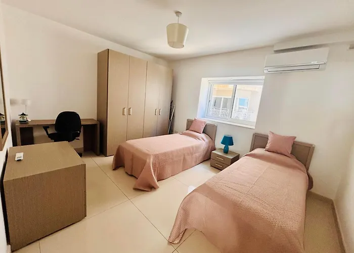 Stunning Seafront With Spectacular Sea Views Διαμέρισμα